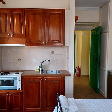Philippos Hotel Apartments Nikiana Exteriér fotografie