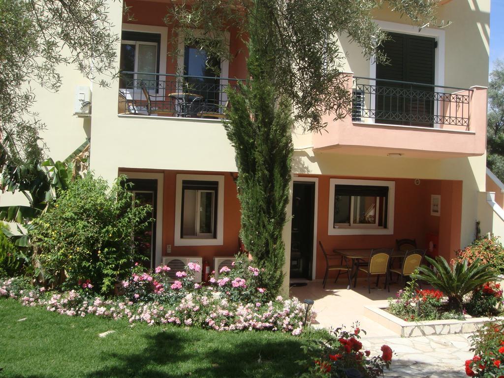 Philippos Hotel Apartments Nikiana Exteriér fotografie